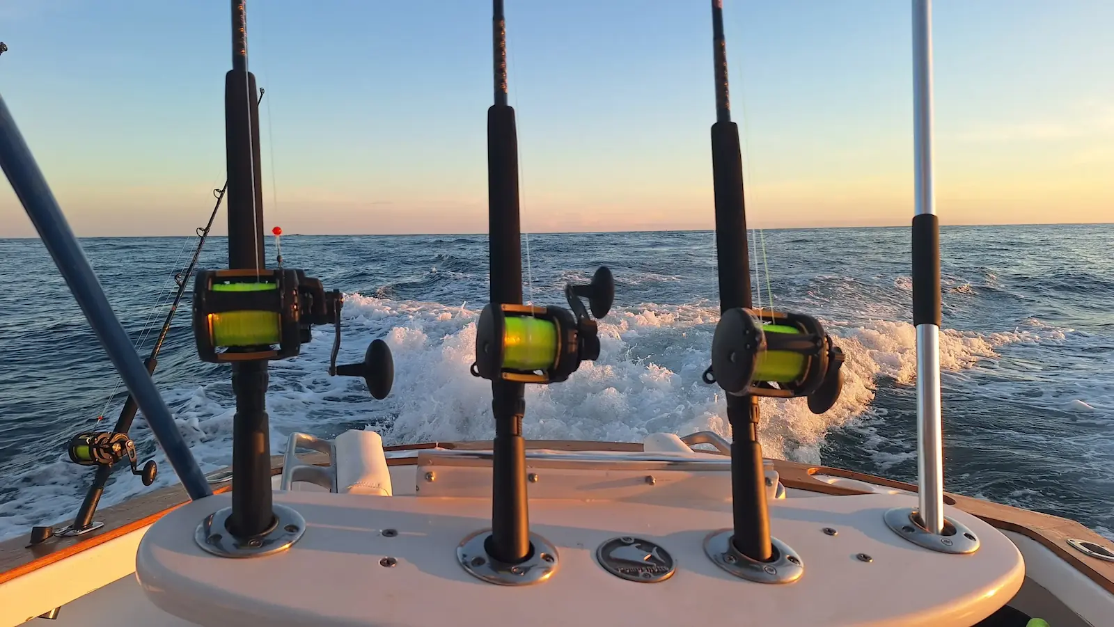 Private fishing charter boat ready to book in Quepos, Costa Rica